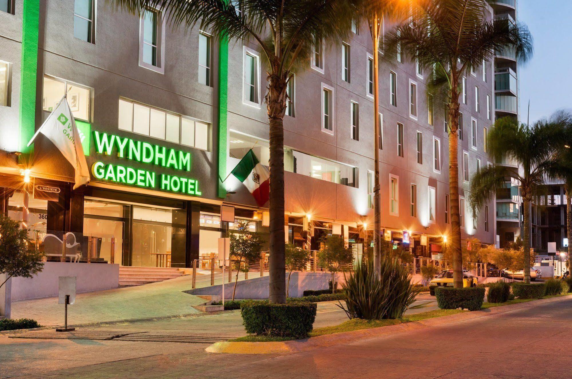 Hotel Wyndham Garden Guadalajara Acueducto Zapopan Exterior foto